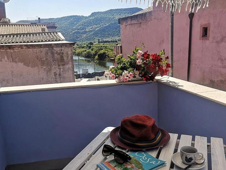 Casa Pagio Hotel Bosa Kültér fotó