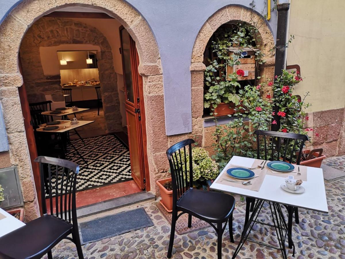 Casa Pagio Hotel Bosa Kültér fotó
